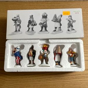 Department 56 Early Rising Elves Christmas Heritage Village 56369 Bakers Set 5